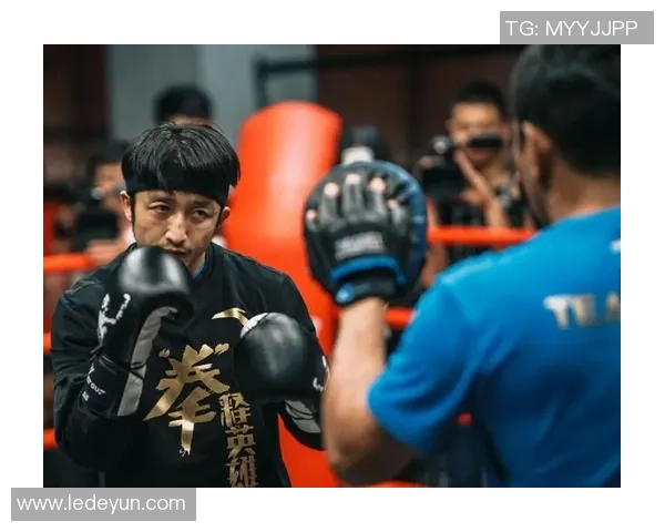 邹市明与播求巅峰对决谁将成为拳坛新王者的传奇之战